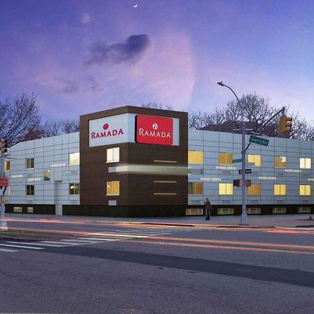 Ramada By Wyndham Bronx Hotel New York Bagian luar foto
