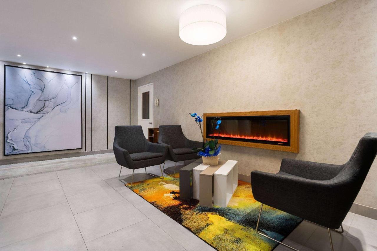 Ramada By Wyndham Bronx Hotel New York Bagian luar foto